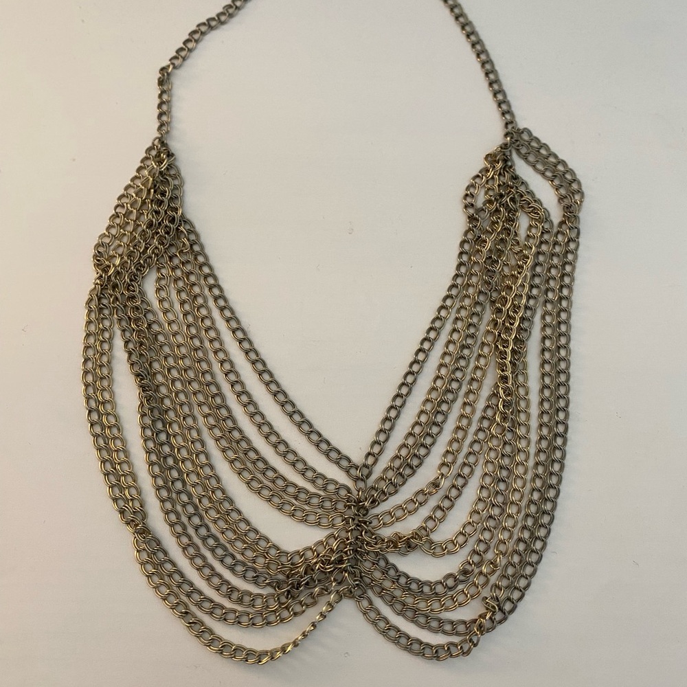 Elegant Gold Chain Necklace